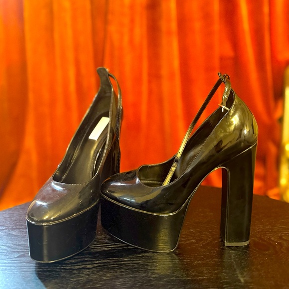 Steve Madden Skyrise Platform Pump - Size 8.5 Black - Picture 3 of 3